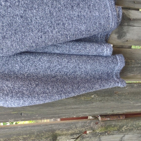 Ladies New York,  NY long sleeved shirt - Picture 6 of 9